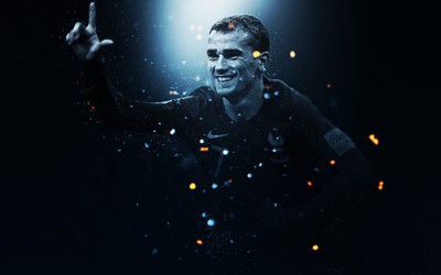 诺亚体育动态-C罗训练中加练任意球到天黑